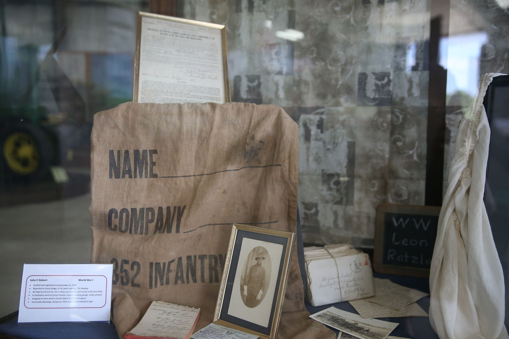 072819_WWI exhibit at Henderson Museum07_ns.jpg